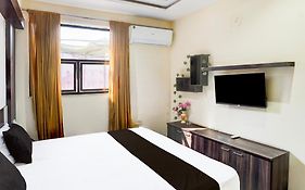Hotel O Ss Palace